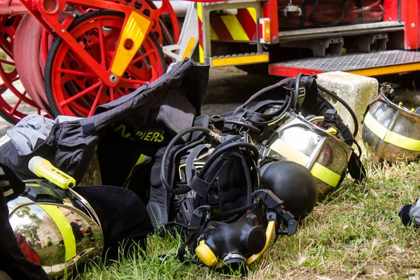 Reims Frankrijk Juni 2023 Uitrusting Van Brandweerlieden Interventie Een Brandend — Stockfoto