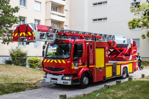 Реймс Франция Июня 2023 Года Пожарный Грузовик Пожарных Время Интервенции — стоковое фото