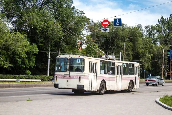 Zaporizhia Ucrania Julio 2023 Autobús Rodando Por Las Calles Zaporizhia —  Fotos de Stock