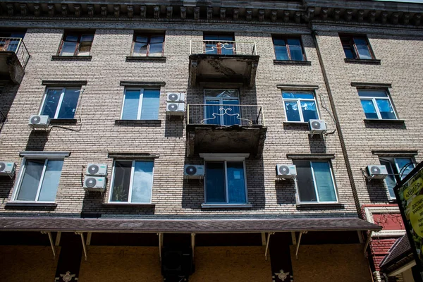 Nikopol Ukraina Lipca 2023 Zniszczone Budynki Nikopolu Rosyjska Armia Bombarduje — Zdjęcie stockowe