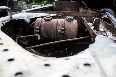 Kyiv, Ukrayna - 31 Temmuz 2023 Ukrayna 'da savaşın başlangıcından bu yana Rusya' nın askeri teçhizatının yakın çekimleri Kyiv şehir merkezindeki açık hava sergisinde gerçekleşti..