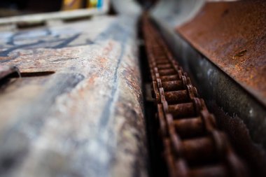 Kyiv, Ukrayna - 31 Temmuz 2023 Ukrayna 'da savaşın başlangıcından bu yana Rusya' nın askeri teçhizatının yakın çekimleri Kyiv şehir merkezindeki açık hava sergisinde gerçekleşti..