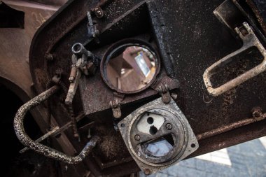 Kyiv, Ukrayna - 31 Temmuz 2023 Ukrayna 'da savaşın başlangıcından bu yana Rusya' nın askeri teçhizatının yakın çekimleri Kyiv şehir merkezindeki açık hava sergisinde gerçekleşti..