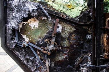 Kyiv, Ukrayna - 31 Temmuz 2023 Ukrayna 'da savaşın başlangıcından bu yana Rusya' nın askeri teçhizatının yakın çekimleri Kyiv şehir merkezindeki açık hava sergisinde gerçekleşti..