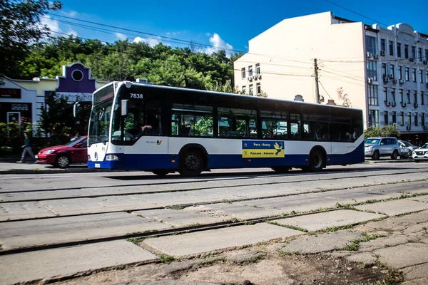 Kiev Ukraine Août 2023 Bus Local Roule Centre Ville Kiev — Photo