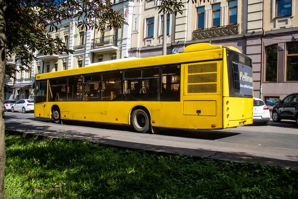 Киев Украина Августа 2023 Года Центре Киева Курсирует Местный Автобус — стоковое фото
