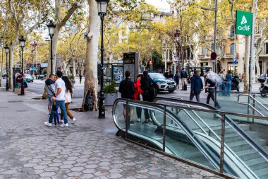 Barselona, İspanya - 28 Ağustos 2023 Barcelona şehir merkezi, sembolik bir şehir ve İspanya Katalogunun başkenti..