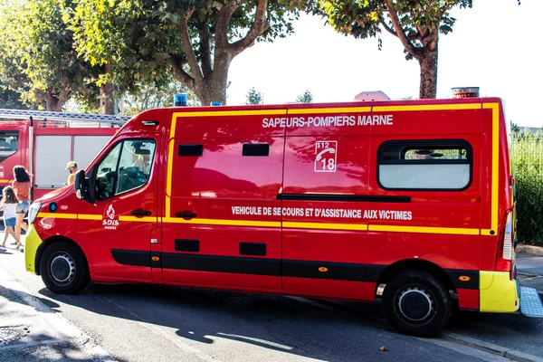 Реймс Франция Сентября 2023 Года Пожарная Машина Выставке Публики Пожарная — стоковое фото