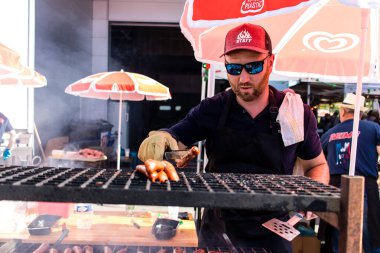 Reims, Fransa - 02 Eylül 2023 Reims itfaiyecileri kapılarını açıyor. Etkinlik, kurtarma merkezinin 30. yıldönümü münasebetiyle düzenleniyor..