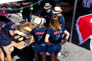 Reims, Fransa - 02 Eylül 2023 Reims itfaiyecileri kapılarını açıyor. Etkinlik, kurtarma merkezinin 30. yıldönümü münasebetiyle düzenleniyor..