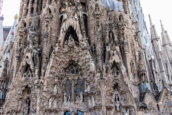 바르셀로나 스페인 2023년 29일 사그라다 파밀리아는 바르셀로나에서 유명한 가우디 하나입니다 — 스톡 사진