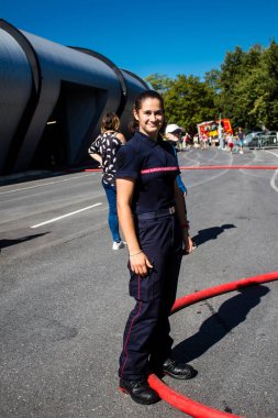 Reims, Fransa - 02 Eylül 2023 Reims itfaiyecileri kapılarını açıyor. Etkinlik, kurtarma merkezinin 30. yıldönümü münasebetiyle düzenleniyor..