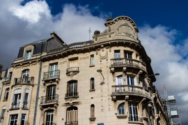 Reims, Fransa - 22 Eylül 2023 Reims şehri, sembolik bir şehir ve Fransa 'nın Şampanya başkenti.