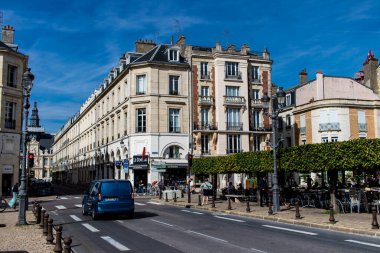 Reims, Fransa - 26 Eylül 2023 Reims şehri, sembolik bir şehir ve Fransa 'nın Şampanya başkenti.