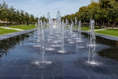 Reims, Fransa - 26 Eylül 2023 Reims şehri, sembolik bir şehir ve Fransa 'nın Şampanya başkenti.