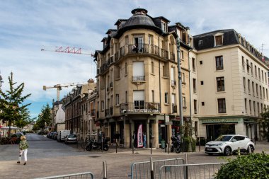 Reims, Fransa - 26 Eylül 2023 Reims şehri, sembolik bir şehir ve Fransa 'nın Şampanya başkenti.