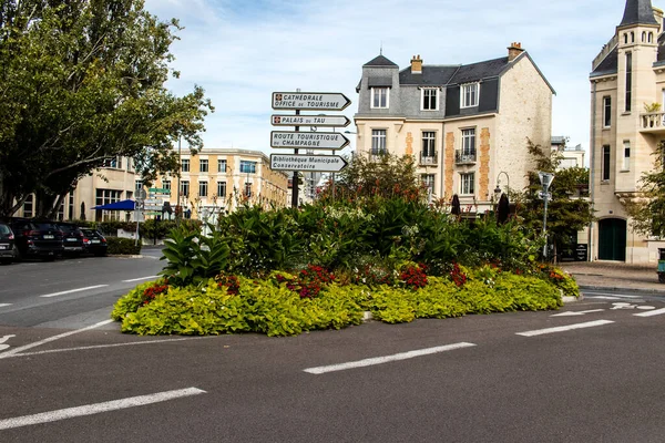 프랑스 2023년 26일 랭스의 상징적인 도시와 프랑스의 샴페인 — 스톡 사진