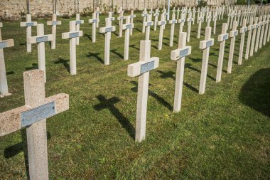 Reims, Fransa - 06 Ekim 2023 Vatandaşların Mezarlığı Reims, sembolik bir şehir ve Fransa 'nın Şampanya başkenti.