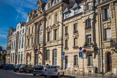 Reims, Fransa - Ekim 06, 2023 Reims şehri, sembolik bir şehir ve Fransa 'nın şampanya başkenti..