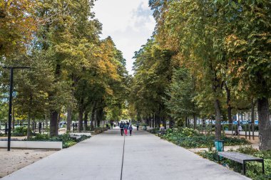 Reims, Fransa - 14 Ekim 2023 Reims şehri, sembolik bir şehir ve Fransa 'nın şampanya başkenti..