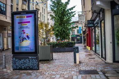 Reims, Fransa - 26 Ekim 2023 Reims şehri, sembolik bir şehir ve Fransa 'nın şampanya başkenti..