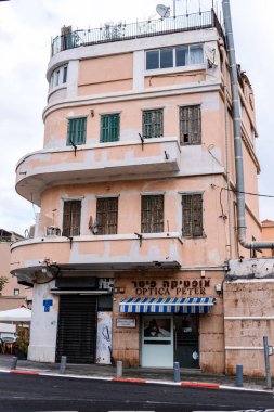 Tel Aviv, İsrail - 6 Aralık 2023 Tel Aviv 'in Jafa bölgesinin kentsel manzarası, Yahudi ve Arap kültürünün karıştığı sembolik bir şehir..