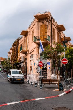 Tel Aviv, İsrail - 6 Aralık 2023 Tel Aviv 'in Jafa bölgesinin kentsel manzarası, Yahudi ve Arap kültürünün karıştığı sembolik bir şehir..