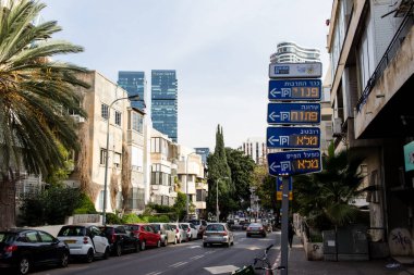 Tel Aviv, İsrail - 10 Aralık 2023 Tel Aviv şehir merkezi ve mimarisi, İsrail 'in simgesel bir şehri..