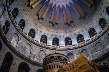 Kudüs, İsrail, 20 Aralık 2023 Kutsal Mezar Kilisesi, Diriliş Kilisesi olarak da bilinen eski Kudüs şehrinin Hristiyan Mahallesi 'nde bulunan bir dördüncü yüzyıl kilisesidir.