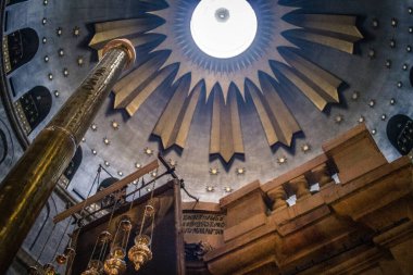 Kudüs, İsrail, 20 Aralık 2023 Kutsal Mezar Kilisesi, Diriliş Kilisesi olarak da bilinen eski Kudüs şehrinin Hristiyan Mahallesi 'nde bulunan bir dördüncü yüzyıl kilisesidir.