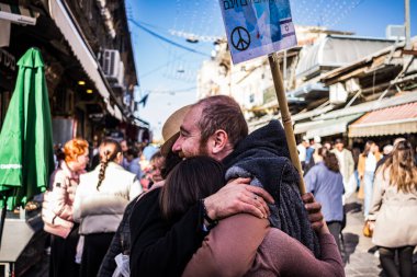 Kudüs, İsrail - 22 Aralık 2023 Mahane Yehuda Pazarı 'nda 