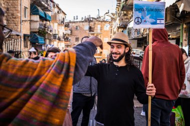 Kudüs, İsrail - 22 Aralık 2023 Mahane Yehuda Pazarı 'nda 