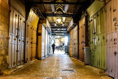 Kudüs, İsrail - 25 Aralık 2023 İsrail 'in amblemli bir şehri olan Kudüs' ün eski kent manzarası.