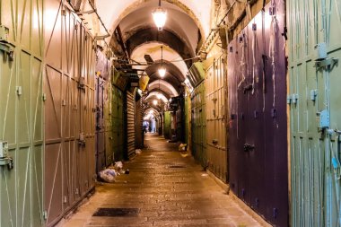 Kudüs, İsrail - 25 Aralık 2023 İsrail 'in amblemli bir şehri olan Kudüs' ün eski kent manzarası.