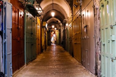 Kudüs, İsrail - 25 Aralık 2023 İsrail 'in amblemli bir şehri olan Kudüs' ün eski kent manzarası.