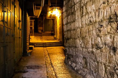 Kudüs, İsrail - 25 Aralık 2023 İsrail 'in amblemli bir şehri olan Kudüs' ün eski kent manzarası.