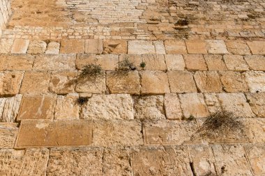 Kudüs, İsrail 27 Aralık 2023 Eski Kudüs 'ün Yahudi mahallesinin caddeleri. Yahudiler Kudüs 'ün eski şehrinin bu yerleşim bölgesinde yaşıyor.