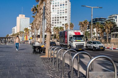 Tel Aviv, İsrail 3 Ocak 2024 Tel Aviv, ikonik şehir. Tel Aviv modern binaları ve mimarisi ile dünyanın en canlı şehirlerinden biridir.