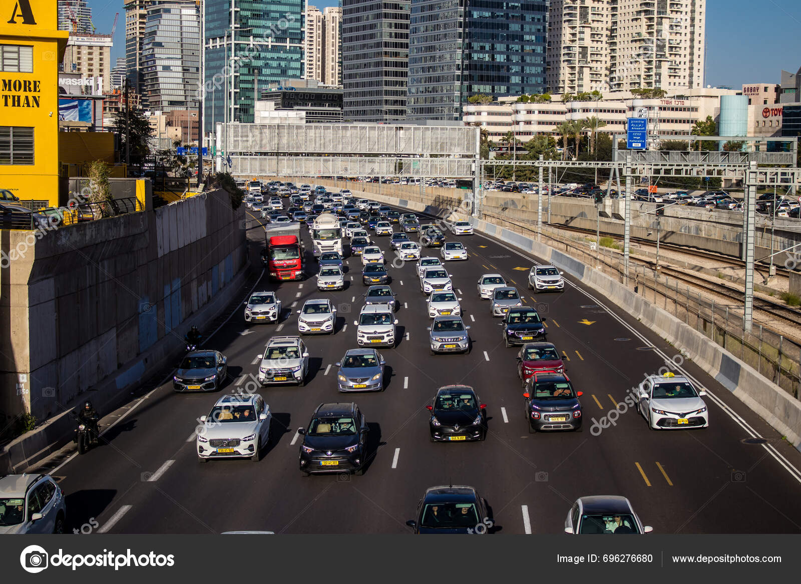 Tel Aviv Israel January 2024 Heavy Car Traffic Highway Leading Stock   Depositphotos 696276680 Stock Photo Tel Aviv Israel January 2024 