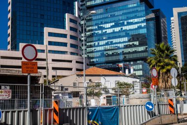 Tel Aviv, İsrail 16 Ocak 2024 Tel Aviv, ikonik şehir. Tel Aviv modern binaları ve mimarisi ile dünyanın en canlı şehirlerinden biridir.