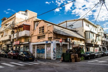 Tel Aviv, İsrail 21 Ocak 2024 Cityscape ve Tel Aviv mimarisi, ikonik şehir İsrail. Tel Aviv modern ve geleneksel binaları ile dünyanın en canlı şehirlerinden biridir.