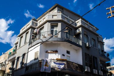 Tel Aviv, İsrail 21 Ocak 2024 Cityscape ve Tel Aviv mimarisi, ikonik şehir İsrail. Tel Aviv modern ve geleneksel binaları ile dünyanın en canlı şehirlerinden biridir.