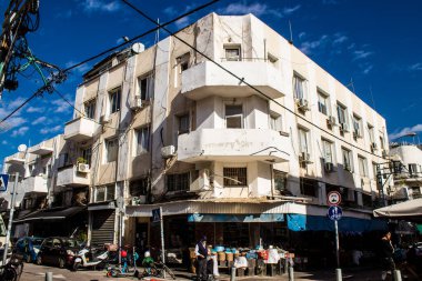 Tel Aviv, İsrail 21 Ocak 2024 Cityscape ve Tel Aviv mimarisi, ikonik şehir İsrail. Tel Aviv modern ve geleneksel binaları ile dünyanın en canlı şehirlerinden biridir.