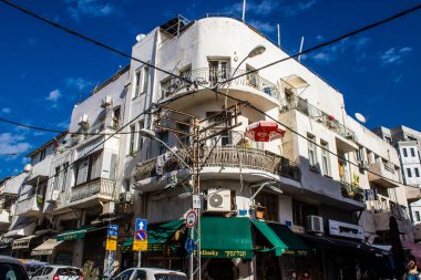 Tel Aviv, İsrail 21 Ocak 2024 Cityscape ve Tel Aviv mimarisi, ikonik şehir İsrail. Tel Aviv modern ve geleneksel binaları ile dünyanın en canlı şehirlerinden biridir.