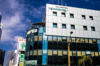 Tel Aviv, İsrail, 10 Şubat 2024 Tel Aviv, sembolik bir şehir. Tel Aviv modern ve geleneksel binaları ile dünyanın en canlı şehirlerinden biridir.