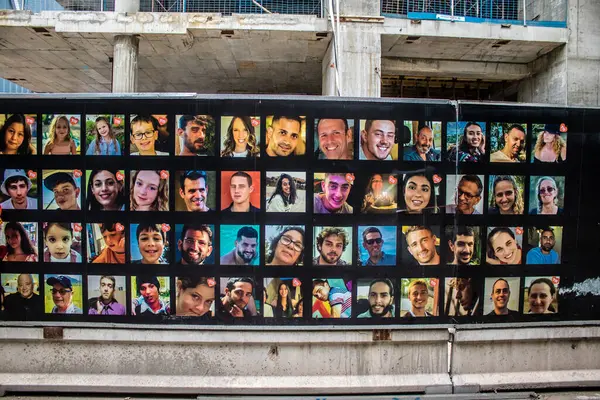 Tel Aviv Izrael 2024 Február Túszok Tere Tel Aviv Művészeti Stock Kép