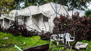 Kibbutz Kfar Aza, İsrail, 29 Ocak 2024 Kibbutz Kfar Aza 'daki evler otomatik silahlardan çok sayıda isabet aldı ya da ateşe verildi. Onlar hala insanlığa karşı suç mahalli olarak kabul ediliyor.