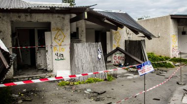 Kibbutz Kfar Aza, İsrail, 29 Ocak 2024 Kibbutz Kfar Aza 'daki evler otomatik silahlardan çok sayıda isabet aldı ya da ateşe verildi. Onlar hala insanlığa karşı suç mahalli olarak kabul ediliyor.