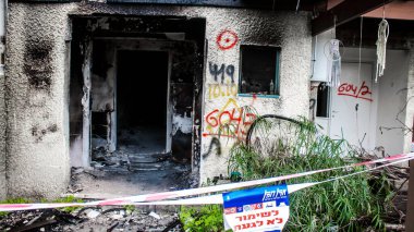 Kibbutz Kfar Aza, İsrail, 29 Ocak 2024 Kibbutz Kfar Aza 'daki evler otomatik silahlardan çok sayıda isabet aldı ya da ateşe verildi. Onlar hala insanlığa karşı suç mahalli olarak kabul ediliyor.