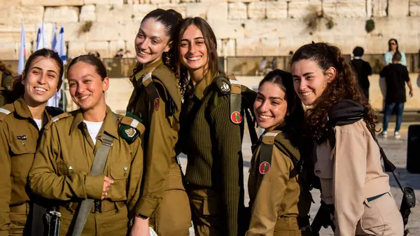 Jerozolima Izrael Grudnia 2023 Ceremonia Wprowadzenia Nowych Absolwentów Szkoły Oficerskiej Zdjęcia Stockowe bez tantiem